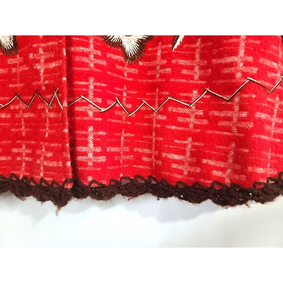 70s Vintage Felt Embroidered Poncho - Picture 4 of 9